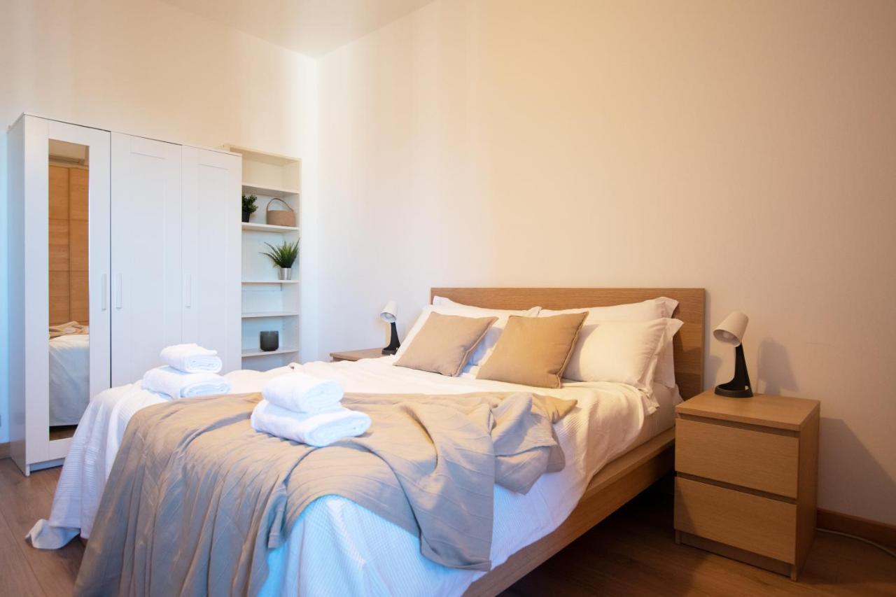 I Host Apartment - Sant'Agostino 7 Milano Ngoại thất bức ảnh
